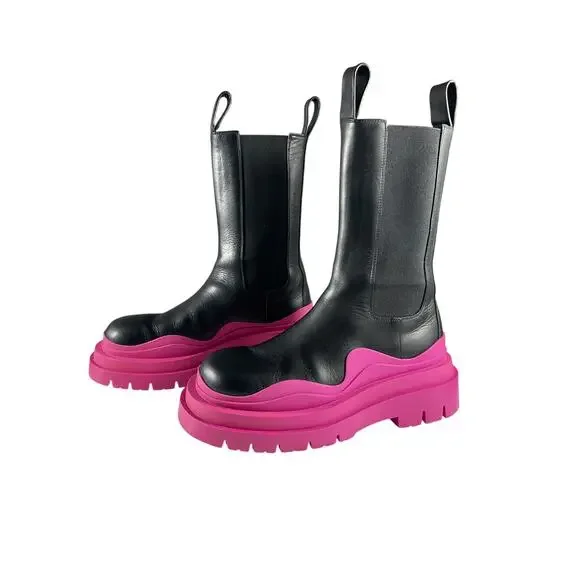 Bottega Veneta Black and Pink Women's Boots - Picture 3 of 16